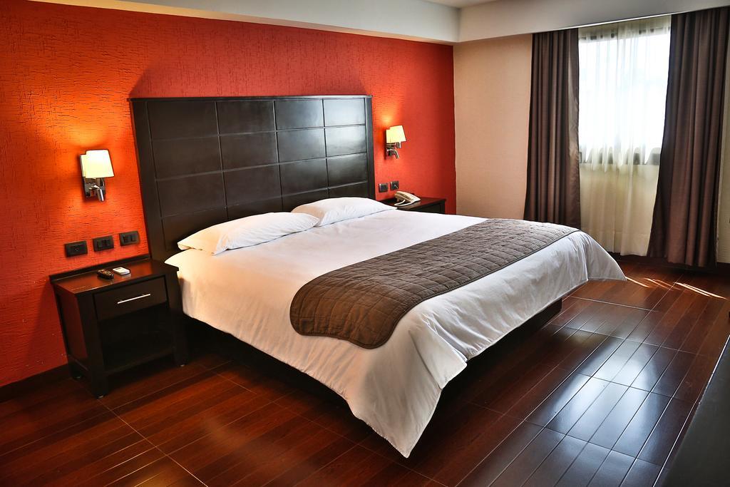 Hotel Victoria Inn Сан-Хуан-дель-Рио Экстерьер фото